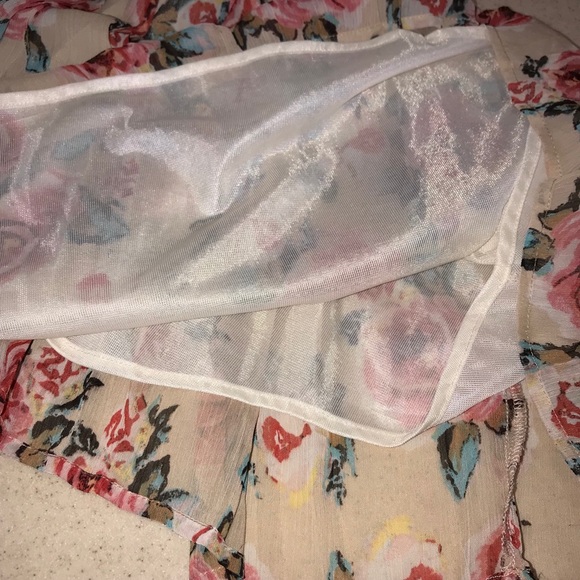 🌴3/$20 American Rag Floral Sheer Dress - Picture 7 of 8